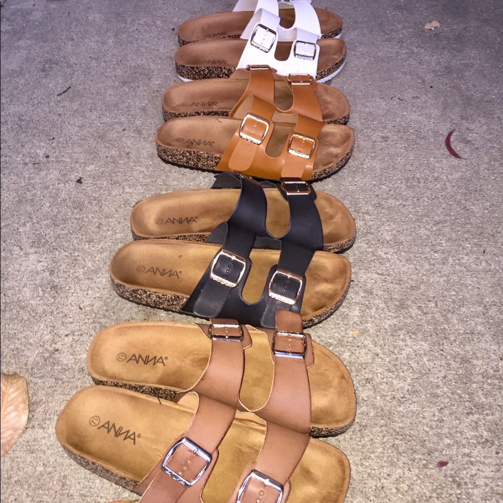 Double  strap buckle sandal in black - Picture 6 of 6